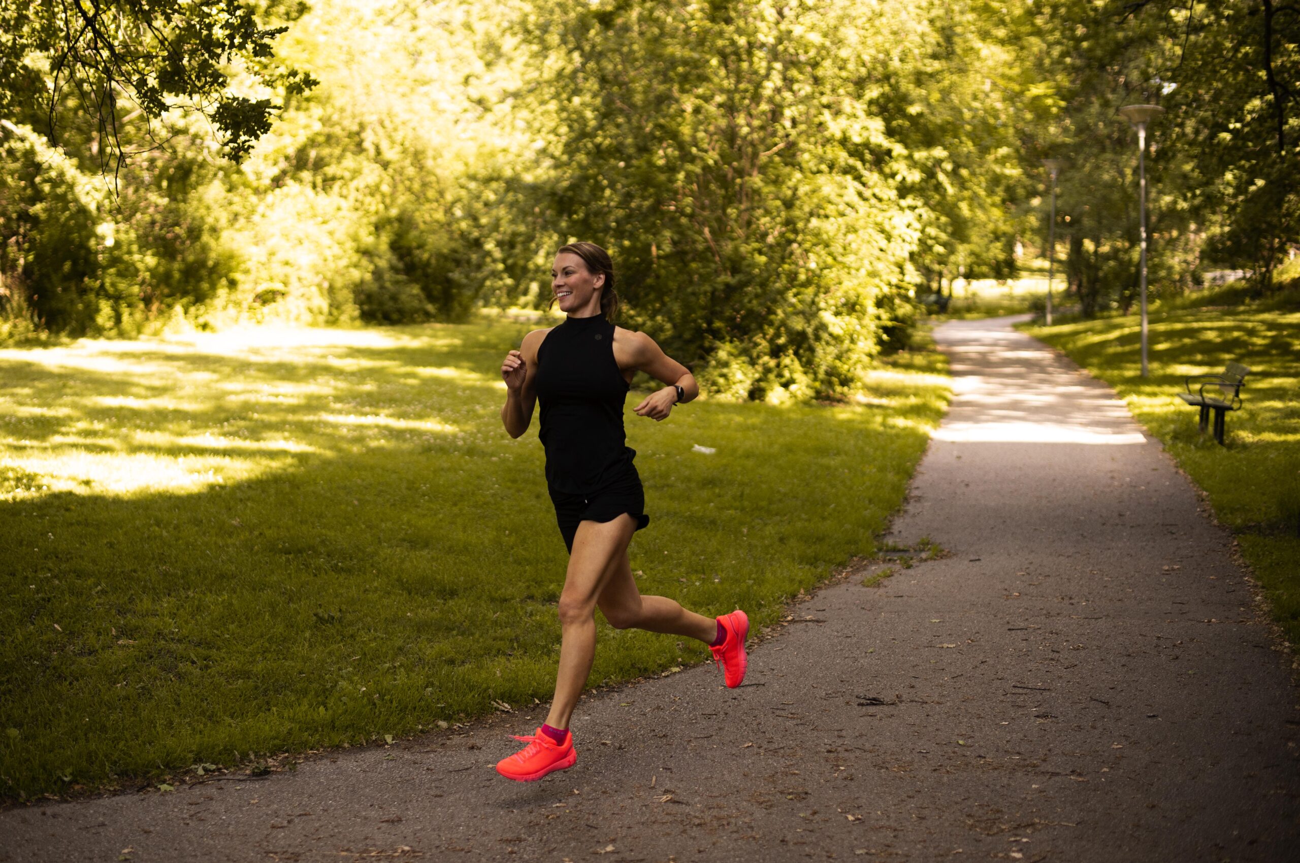 Petra Månström springer